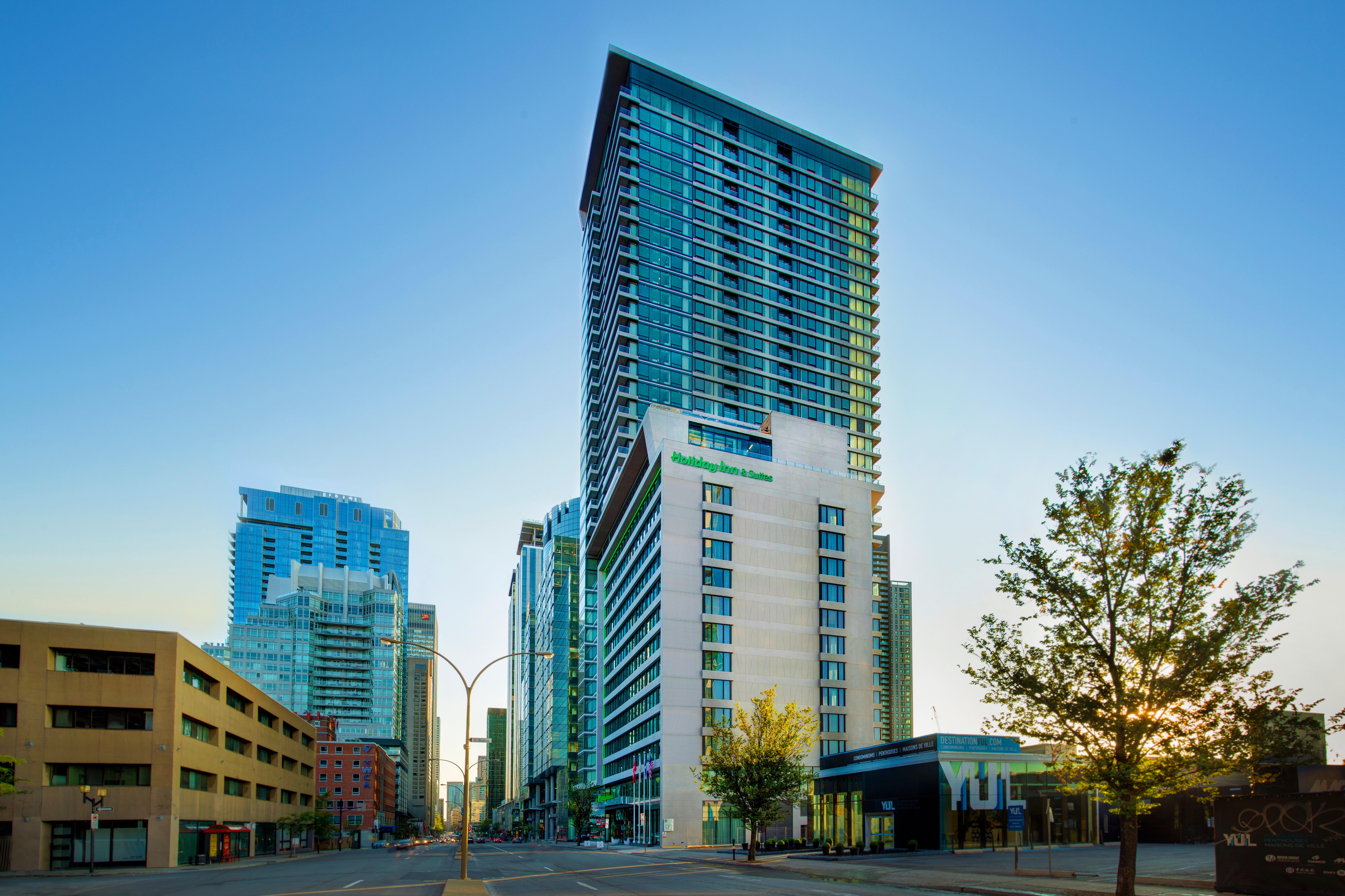 Holiday Inn Hotel & Suites - Montreal Centre-Ville Ouest By Ihg, Montreal